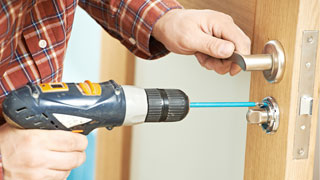 Automotive Locksmith at 02152, Massachusetts